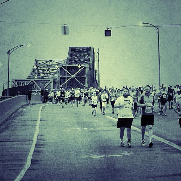 running across Clay Wade Bailey Bridge #flyingpig #marathon #cincinnati #ohio
