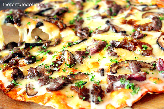 Steak and Cheese Pizza P540