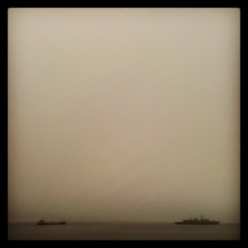 Niebla en Valparaíso / Fog in Valparaíso by Miradas Compartidas
