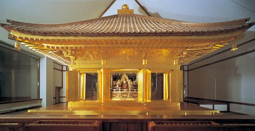 中尊寺金色堂 by Poran111