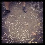 Ainur's octopus (but she did not write "David is stupid") - chalk drawings at #sarjakuvafestivaalit