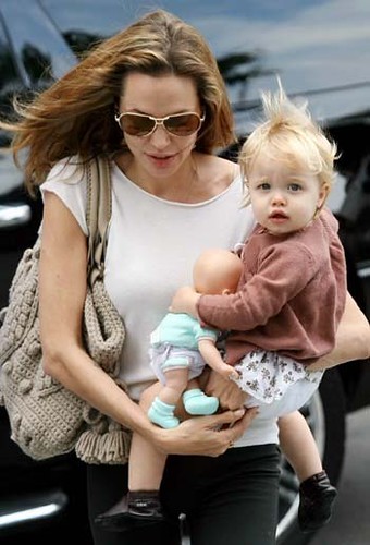 shiloh-jolie-pitt-and-robeez-classic-brown-shoes-gallery