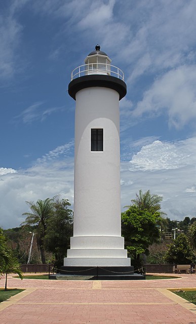 Faro y Parque de Rincon Lighthouse_HDR2