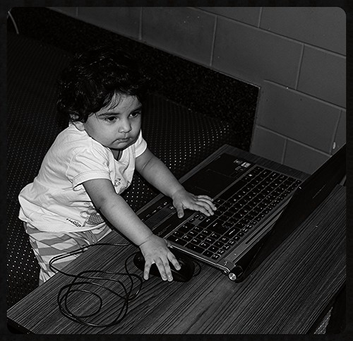 Nerjis Asif Shakir 14 Month Old .. Internet User by firoze shakir photographerno1