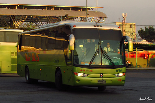 Tur Bus en Santiago | Marcopolo Andare Class - Mercedes Benz / YD1672