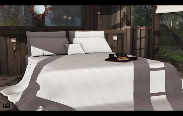 The Home Show - Pixel Mode - The Lake House - Bed
