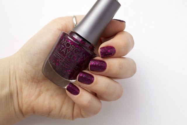 01 Morgan Taylor To Rule Or Not To Rule without topcoat