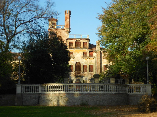 Parco e villa Centanini, Stanghella