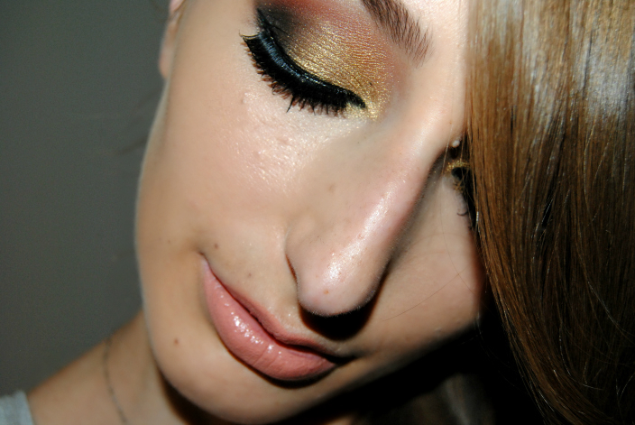 Gold Makeup (6)