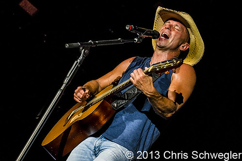 Kenny Chesney - 08-17-13 - No Shoes Nation Tour, Ford Field, Detroit, MI