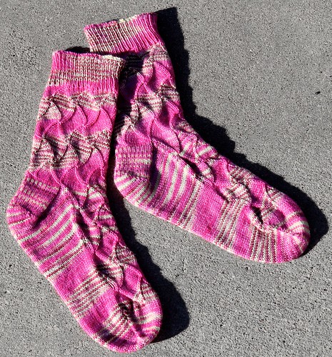 Fault Line Socks