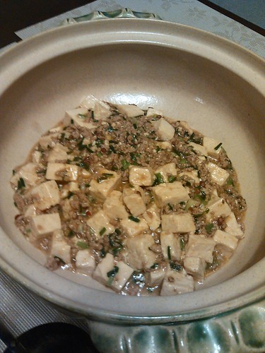何故か土鍋に盛られた麻婆豆腐