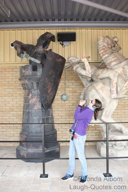 Giant enchanted chess piece, Harry Potter Studios