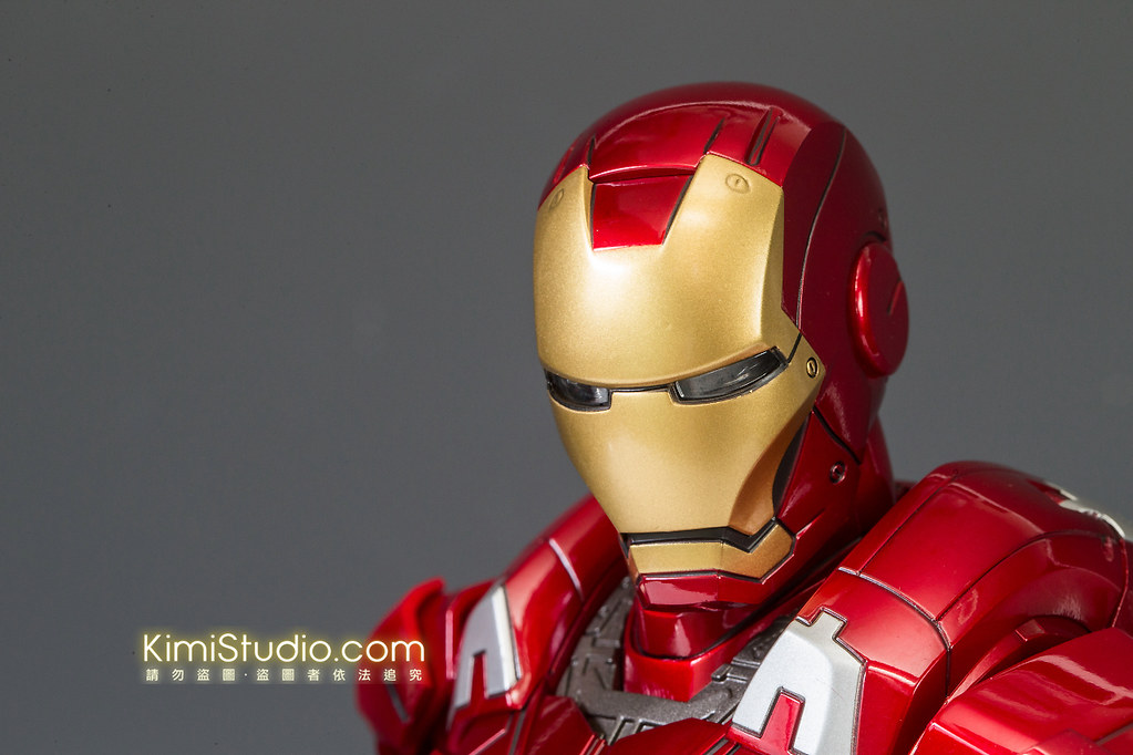 2013.06.11 Hot Toys Iron Man Mark VII-023
