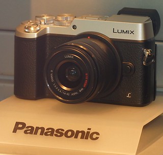 Panasonic Lumix DMC-GX8 - Camera-wiki.org - The free camera 