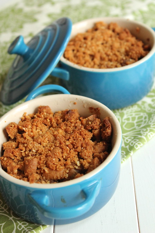Easy Apple and Pear Crumble