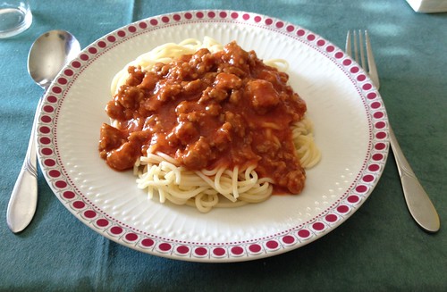 Spaghetti mit Hackfleisch-Tomatensauce