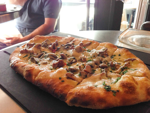 Places to eat in Seattle - Serious Pie has some serious pizza!