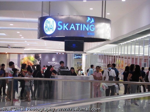 SM Megamall Skating Rink and Bowling Now Open by Ruel Umali - www.ruelumali.com