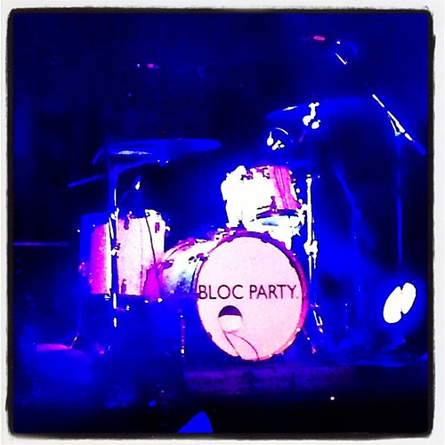 #tonightsoundslikethis #blocparty #theknit #hellyeah #missing @wesleystinyhandswavehi by Big Gay Dragon