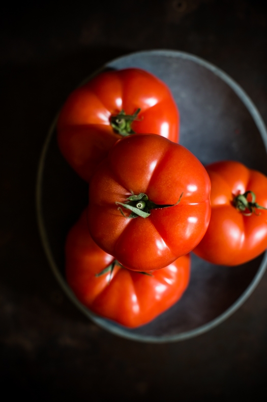 Fresh Tomatoes _ table