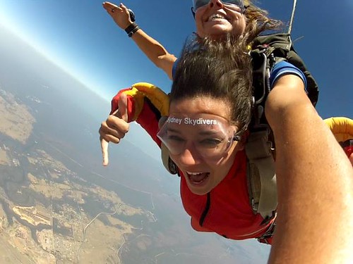Lauren Skydiving Experience2
