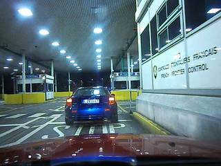 Controles frontaliers français au terminal ferry de Dover