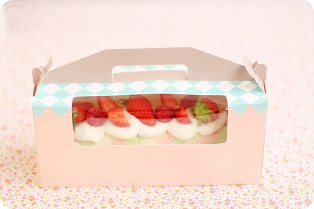 Spring Color Roll Cake 春色ロールケーキ