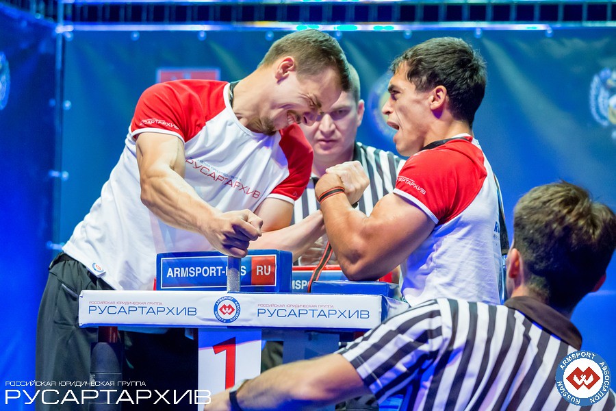 Hetag Dzitiev winning - left hand │ A1 RUSSIAN OPEN 2013, Photo Source: armsport-rus.ru