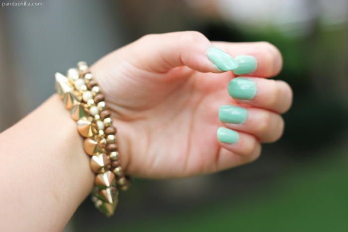 mint nails and gold spikes