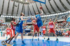 Gipuzkoa Basket vs La Bruxa de Or