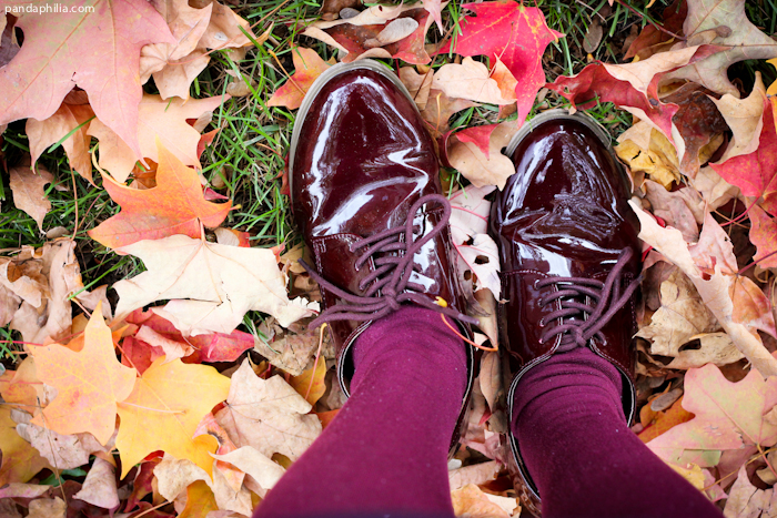 urban outfitters burgundy patent leather oxfords