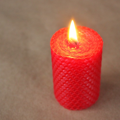 diy-rolled-beeswax-candles