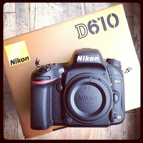 It's here!!! Upgrading to full frame, just a little bit excited. #nikon