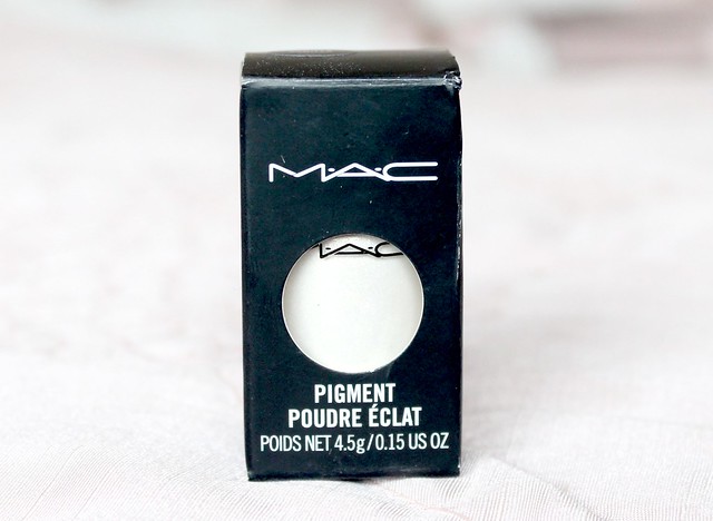 MAC Vanilla Pigment Review .jpg