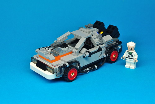 LEGO Back to the Future DeLorean (12)