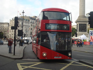 London United LT74 on Route 9, Trafalgar Square