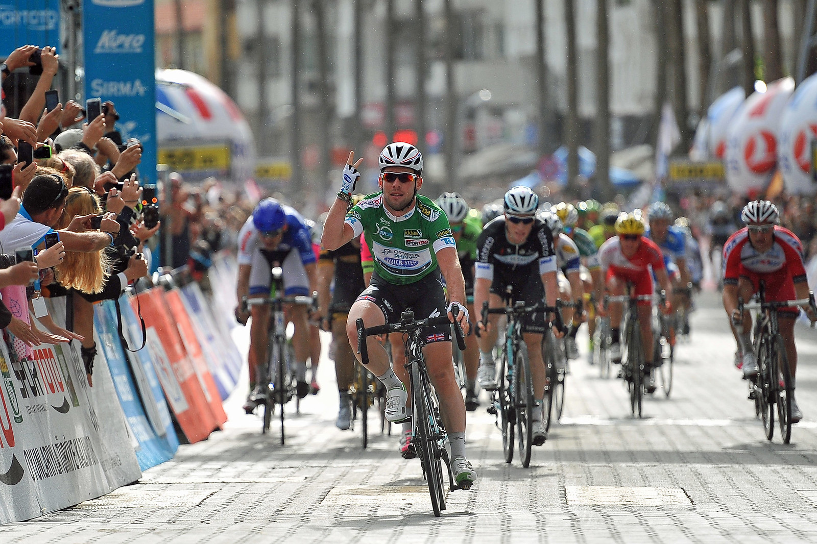 TUR Stage 4. Cavendish wins