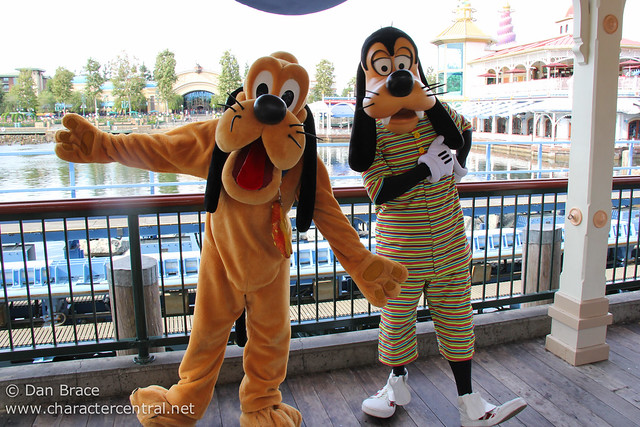 Goofy and Pluto