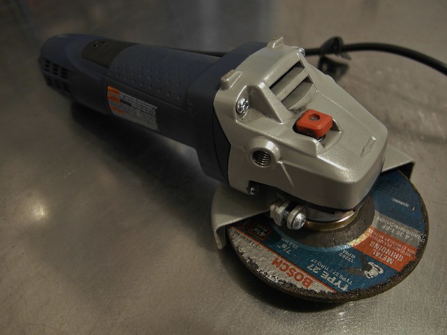 BLACK+DECKER 4.5-Inch Small Angle Grinder, G950 