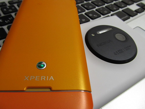 XPERIA SX & Lumia 1020