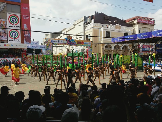 dinagyang-street-dance