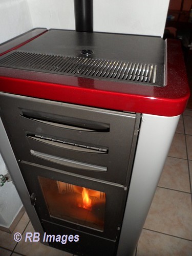 Home.pellet oven.SAM_5601