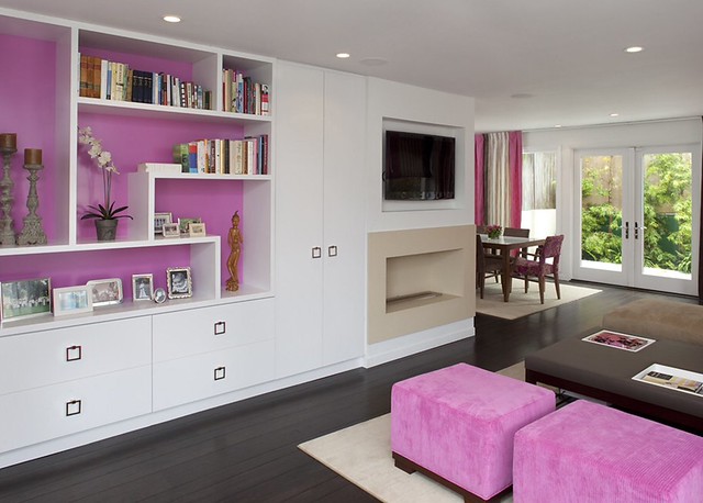 Radiant Orchid Decor on Living After Midnite