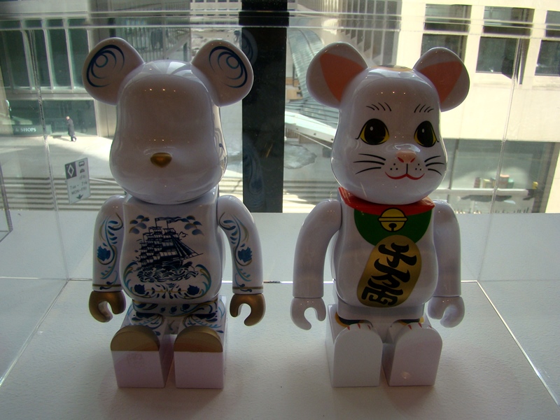 400% Be@rbricks This Is Not A Toy