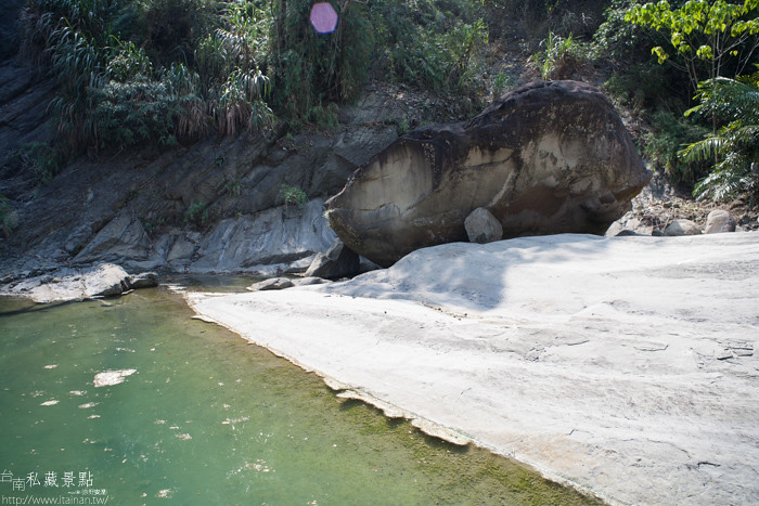 台南私藏景點--關山千層岩瀑布、幽情瀑布 (11)