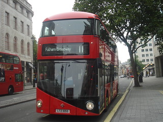 London General LT55 on Route 11, Charing Cross