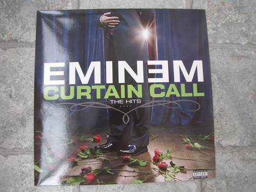 Eminem---Curtain-Call---The-Hits