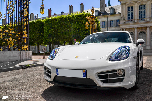 Porsche Cayman by Alexandre Prévot