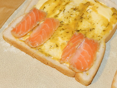 Cured salmon on white bread